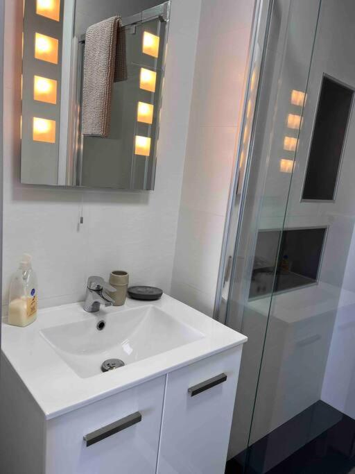Apartamento Luz De Mar Almería Exterior foto